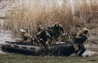 Chiến sự Nga-Ukraine 22-4: Kiev nói Nga tăng rải mìn dọc bờ biển Crimea do lo ngại Ukraine đổ bộ; Nga lập 'vùng an ninh' ở khu vực biên giới với Ukraine