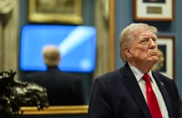 Chiến sự Trung Đông ngày 68: Ông Trump dừng ‘Dự án Tự do’, chờ thỏa thuận hoàn chỉnh với Iran; Mỹ thúc đẩy nghị quyết LHQ về eo biển Hormuz