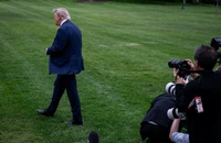 Chiến sự Trung Đông ngày 73: Ông Trump điện đàm ông Netanyahu về phản hồi của Iran; Tehran phát cảnh báo rắn với châu Âu