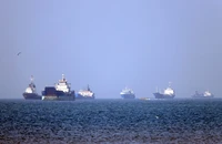 Iran tuyên bố tấn công đáp trả vào căn cứ không quân Mỹ; Còi báo động vang rền khắp Kuwait
