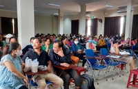 Bàn cách hỗ trợ cho gần 300 người lao động bị chậm trả lương