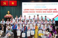 Lãnh đạo TP.HCM gặp gỡ, lắng nghe tiếng nói thiếu nhi