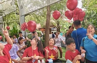 Hội trại ‘Chắp cánh ước mơ’: Trao 200 suất quà, học bổng cho trẻ có hoàn cảnh khó khăn