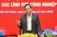 Bí thư Thành ủy TP.HCM gặp gỡ doanh nghiệp, văn nghệ sĩ lĩnh vực công nghiệp văn hóa