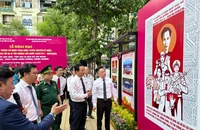 TP.HCM triển lãm tranh cổ động kỷ niệm 136 năm Ngày sinh Chủ tịch Hồ Chí Minh