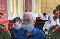 Cựu Tổng giám đốc Đông Á Trần Phương Bình lãnh thêm 8 năm tù