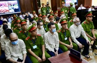 Nhiều đăng kiểm viên khai nhận hối lộ theo 'thông lệ từ xưa đến nay'
