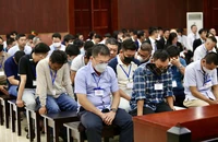 Đăng kiểm viên cảm ơn vì được chỉ định luật sư khi gia đình hết tiền thuê 