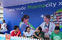 Những khoảng khắc đẹp tại các trạm sức khoẻ Pharmacity đồng hành cùng A80