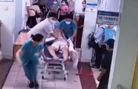 Ngưng tim khi đang chờ khám bệnh do nhồi máu cơ tim cấp