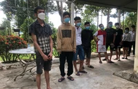 Tiếp nhận 34 công dân từ Campuchia trở về nước