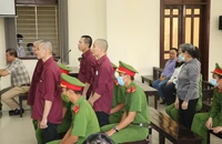 5 bị cáo ở Tịnh thất Bồng Lai cho rằng mình không có tội, kêu oan và đòi trả tự do