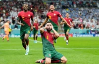 Xem cú đúp Bruno Fernandes giúp Bồ Đào Nha đánh bại Uruguay 2-0
