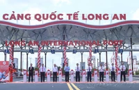 Cảng Quốc tế Long An chính thức hợp long 7 cầu cảng 