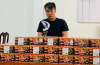 Thanh niên sử dụng xe máy chở 35kg pháo lậu, bị công an bắt giữ