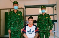 Nam thanh niên bị bắt khi nhập cảnh trái phép mang theo ma tuý
