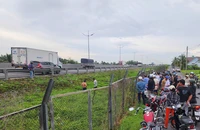 Say rượu, người đàn ông đòi lao khỏi xe trên cao tốc TP.HCM – Trung Lương
