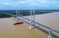Cầu Rạch Miễu 2 sẵn sàng thông xe, giảm ùn tắc cửa ngõ miền Tây
