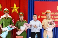 Thưởng nóng lực lượng phá án vụ cướp giật điện thoại phụ nữ khuyết tật