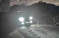 Camera ghi cảnh trộm đi ô tô 7 chỗ bắn chích điện bắt chó ở Tây Ninh