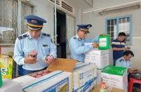 Tây Ninh liên tiếp phát hiện các vụ kinh doanh hàng nhập lậu quy mô lớn