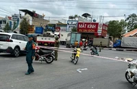Va chạm với xe tải trên tuyến ĐT825, hai phụ nữ không qua khỏi