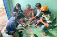 Bắt kẻ cướp tài sản cụ ông 70 tuổi bán vé số khi đang trốn ở Đồng Tháp