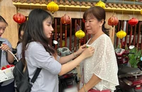 Người dân TP.HCM viếng chùa nhân ngày Đại lễ Vu Lan