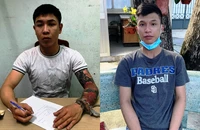 Bắt 2 thanh niên chuyên giật thẻ cào điện thoại, thuốc lá
