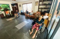 Viện dưỡng lão 'bỏ rơi' nhiều cụ già bị phạt 25 triệu đồng 