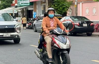 Gương chiếu hậu của xe máy phải có kích thước như thế nào?