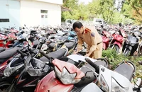 Giả danh công an lừa đảo bán xe thanh lý giá rẻ