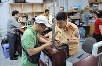 Người dân TP.HCM ngồi nhà cũng có thể sang tên xe: Quá tiện lợi!