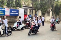 16 tuổi đi xe 50 cm³ xảy ra va chạm: Ai phải chịu trách nhiệm?