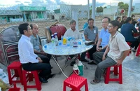 Ninh Thuận: 5 ngư dân ngạt khí trong hầm tàu, 1 người qua đời