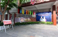 Vụ ngộ độc thực phẩm ở Ischool Nha Trang: Một học sinh tử vong 
