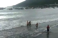 Tìm thấy thi thể nam sinh lớp 6 đuối nước ở biển Khánh Hòa
