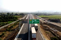 Thông xe tuyến cao tốc cuối nối liền TP.HCM và Nha Trang