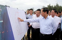Phó Thủ tướng Bùi Thanh Sơn kiểm tra thực địa 2 nhà máy điện hạt nhân