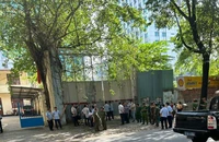 Cưỡng chế thu hồi khu 'đất vàng' số 33 Nguyễn Du và 34, 36, 42 Chu Mạnh Trinh, TP.HCM
