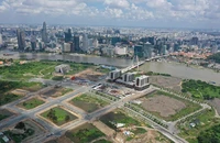 Giải mã nghịch lý bất động sản tại TP.HCM 