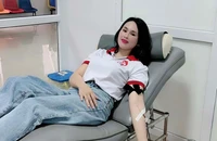 Vượt hơn 300 km trong đêm để hiến máu cứu người 