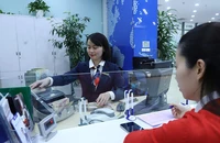 Chấp nhận lãi suất cao, 'bia kèm lạc' vẫn khó vay tiền 