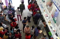 Người bệnh “né” trạm y tế vì thiếu thuốc 