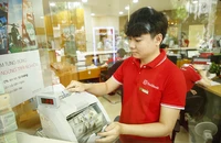 Tiền đồng vẫn ổn định, cần hạ nhiệt lãi suất 