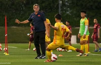 HLV Troussier giải bài toán bàn thắng 
