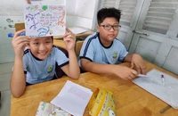 Tuyển sinh đầu cấp: Áp lực “rồng vàng” 
