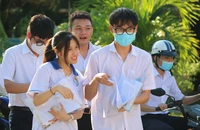 Đề văn thú vị, đề toán phân hóa cao