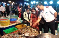 Nhiều ngành cùng quản, thực phẩm bẩn vẫn còn 