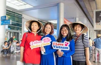 Làm tour du lịch dài ngày sau chính sách visa mới